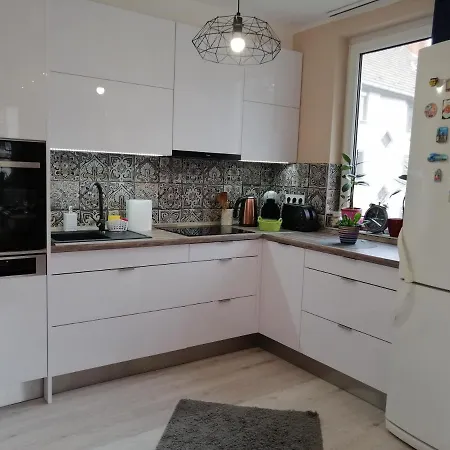 Edes Otthon Apartmán *