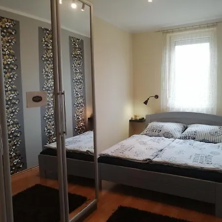 Edes Otthon Apartmán *