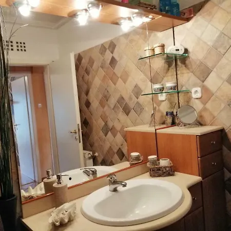 Edes Otthon Apartmán *
